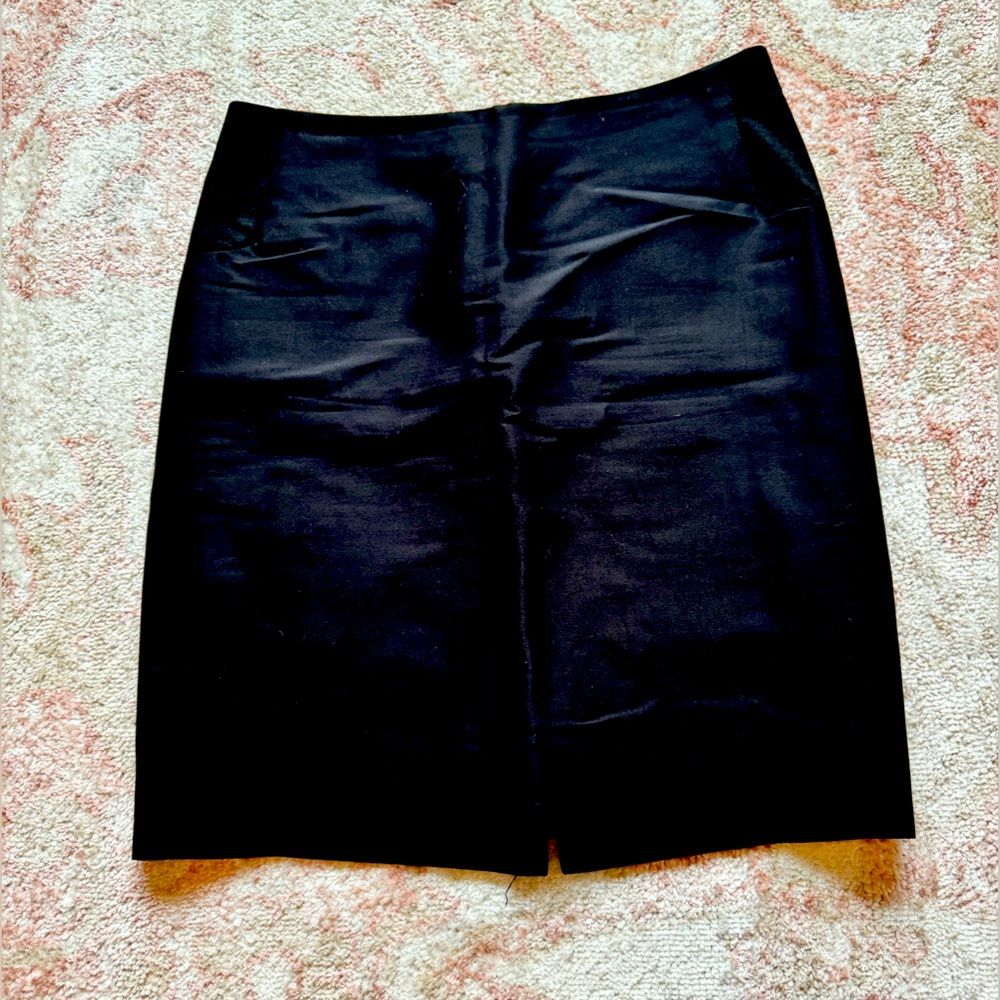 BCBG Maxazria women’s skirt size small